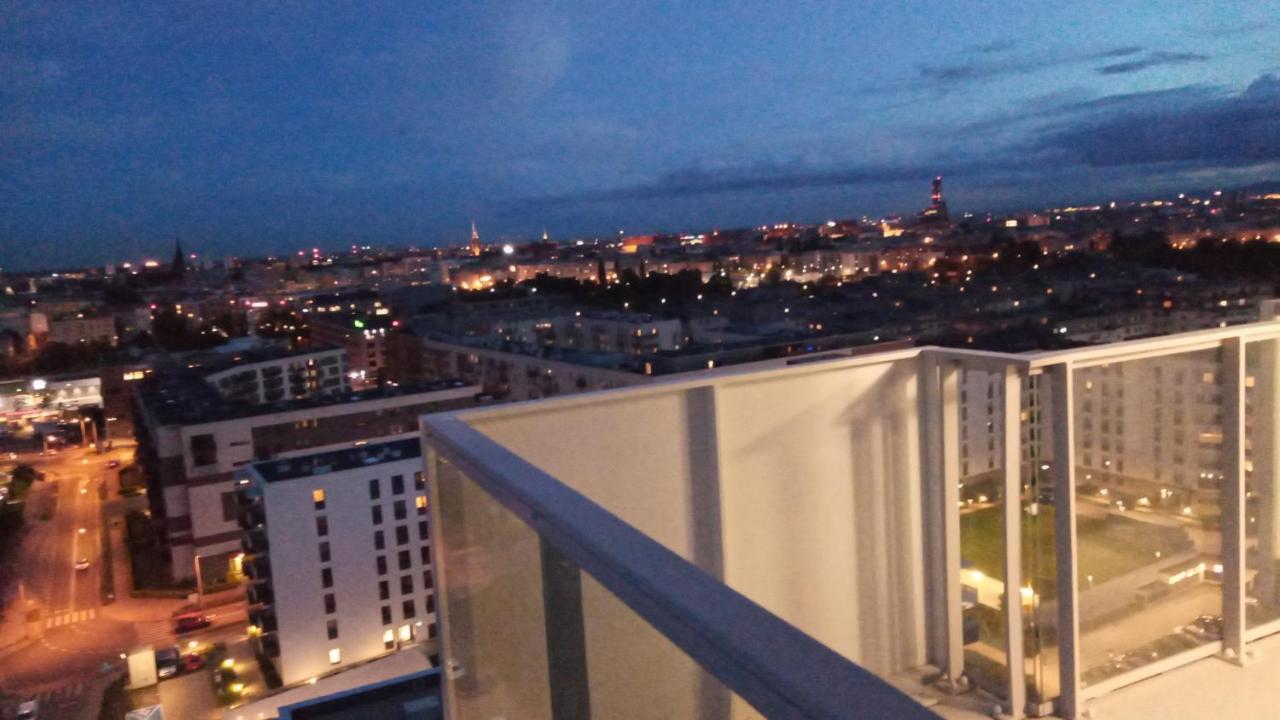 Wroclaw Penthouse Views Odra And City Center Exterior photo